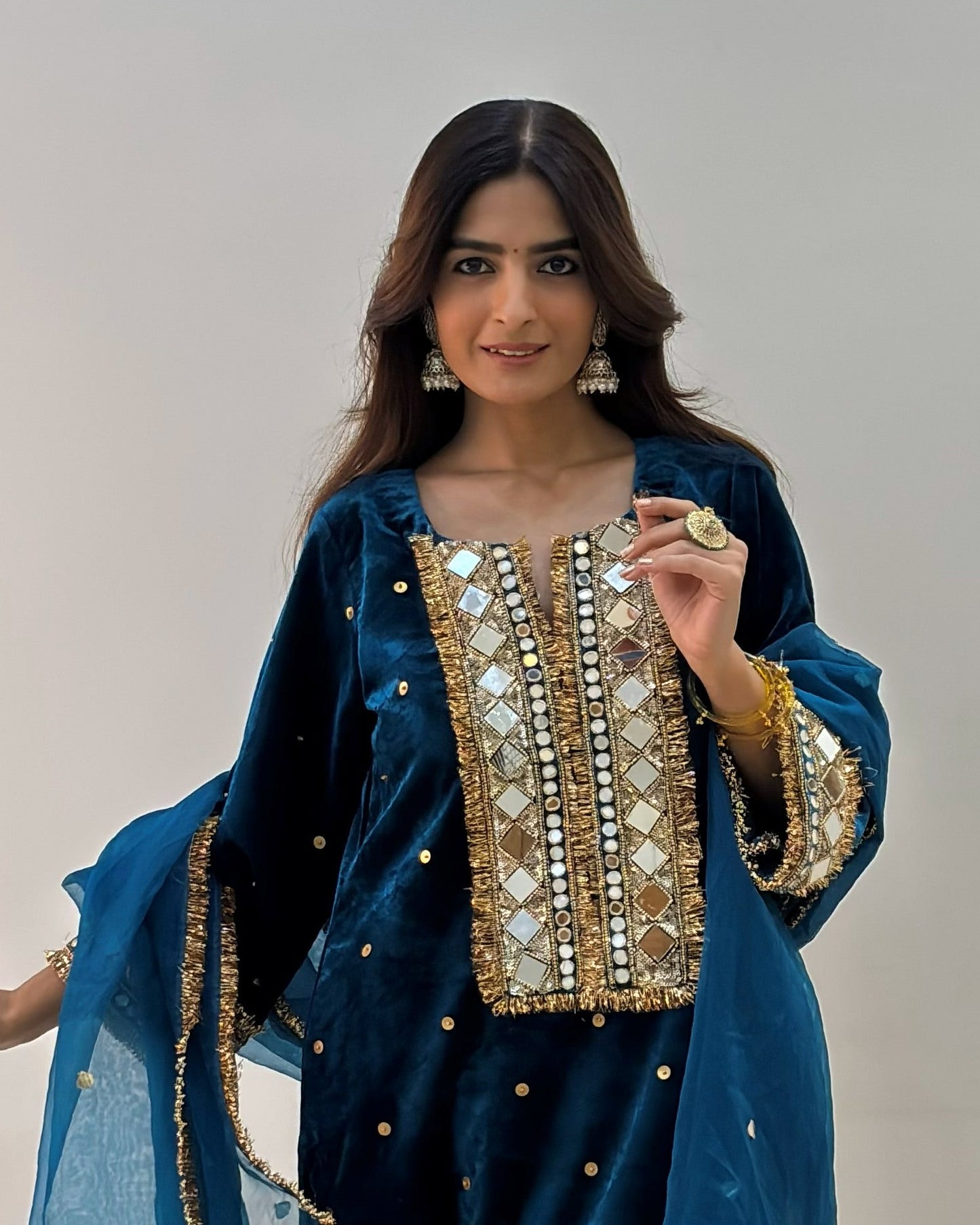 Nakqsh Velvet Kurta set
