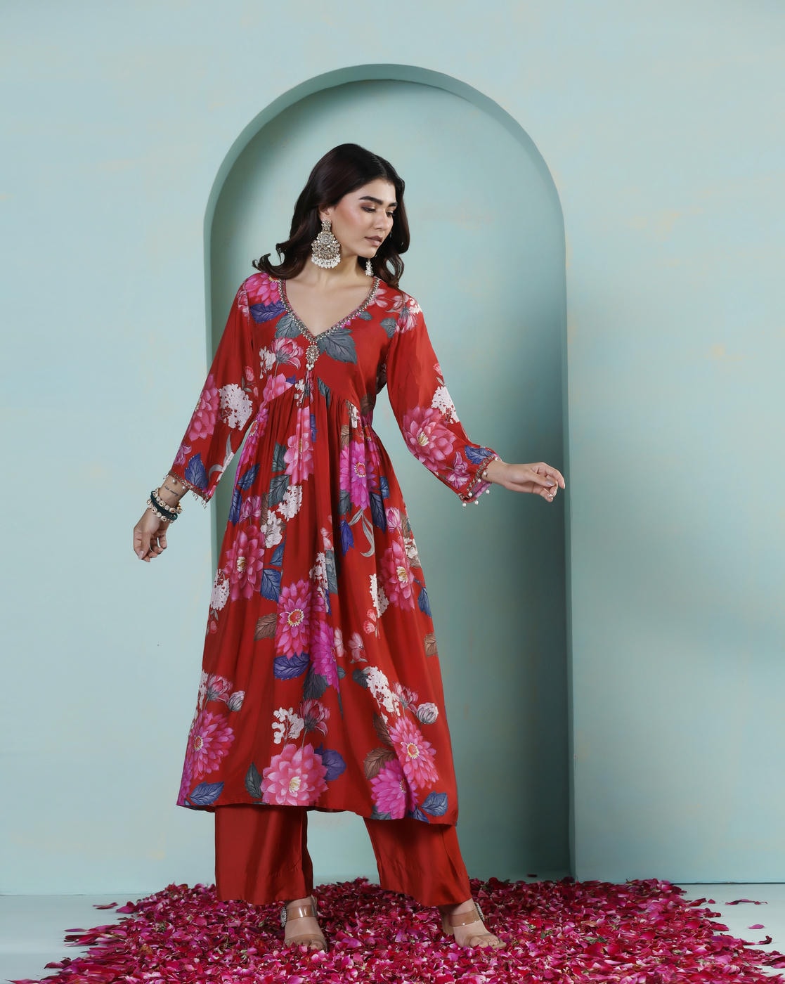 Saanjh: Red Floral Digtal Printed Embroidred Kurta Set of 2