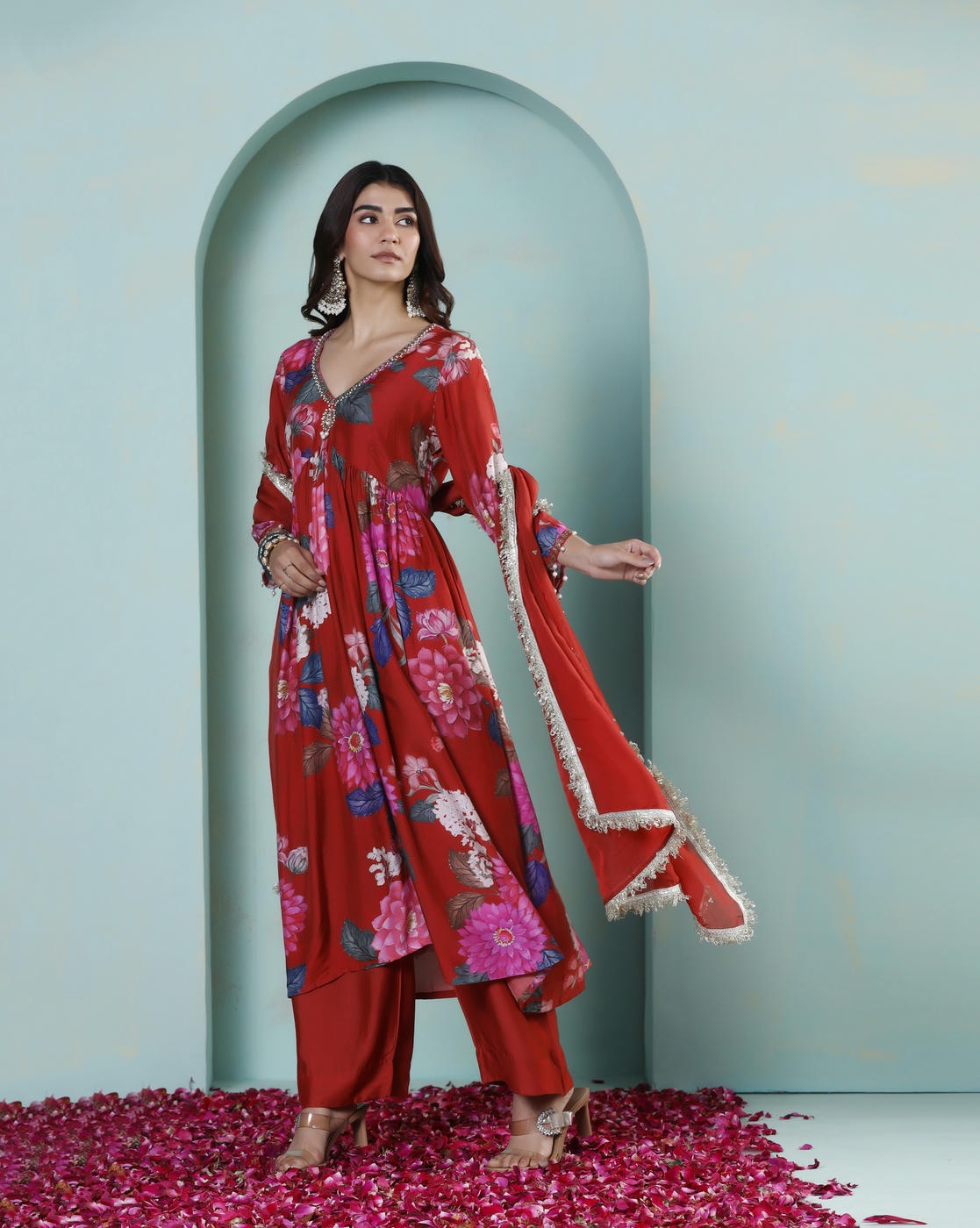 Saanjh: Red Floral Digtal Printed Embroidred Kurta Set of 2