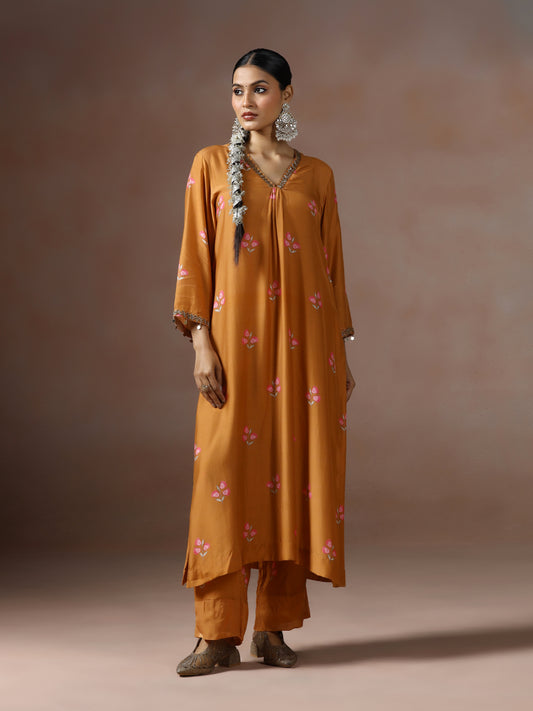 Saanjh: Mustard Floral Digtal Printed Embroidred Kurta Set of 2
