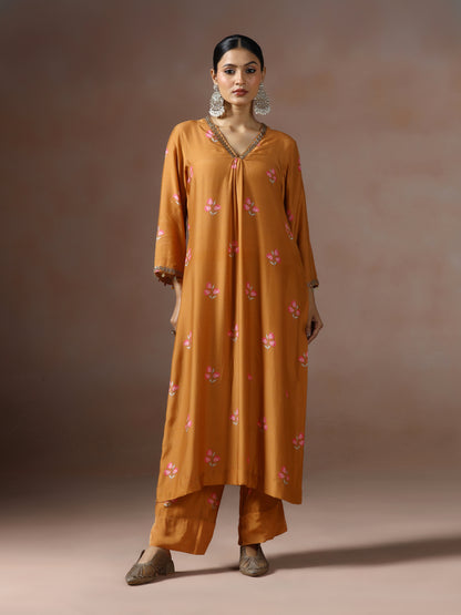 Saanjh: Mustard Floral Digtal Printed Embroidred Kurta Set of 2