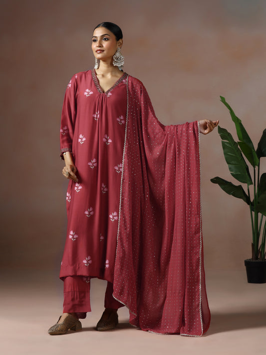 Saanjh: Red Floral Digtal Printed Embroidred Kurta Set of 3