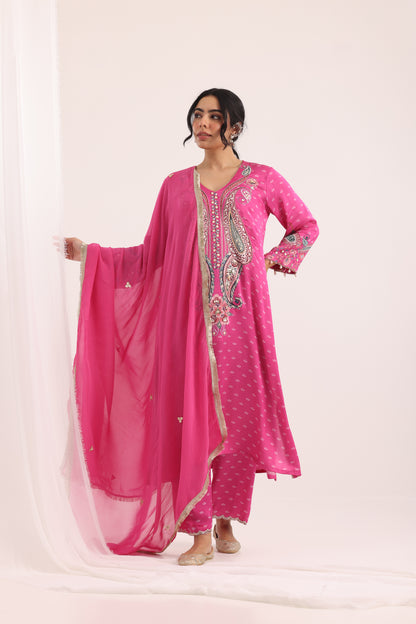 Keri placement Kurta set