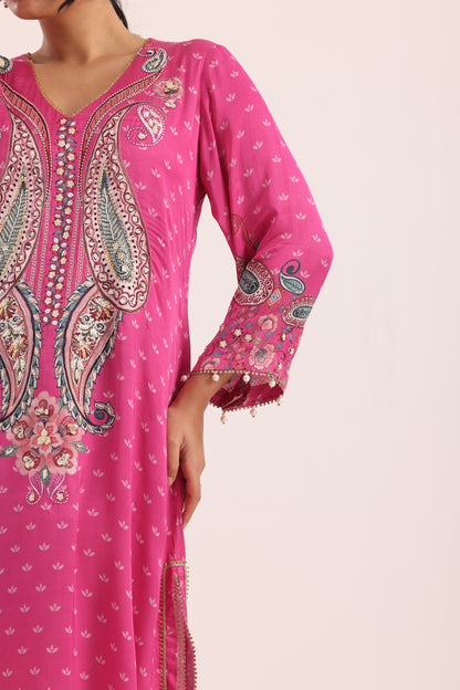 Keri placement Kurta set