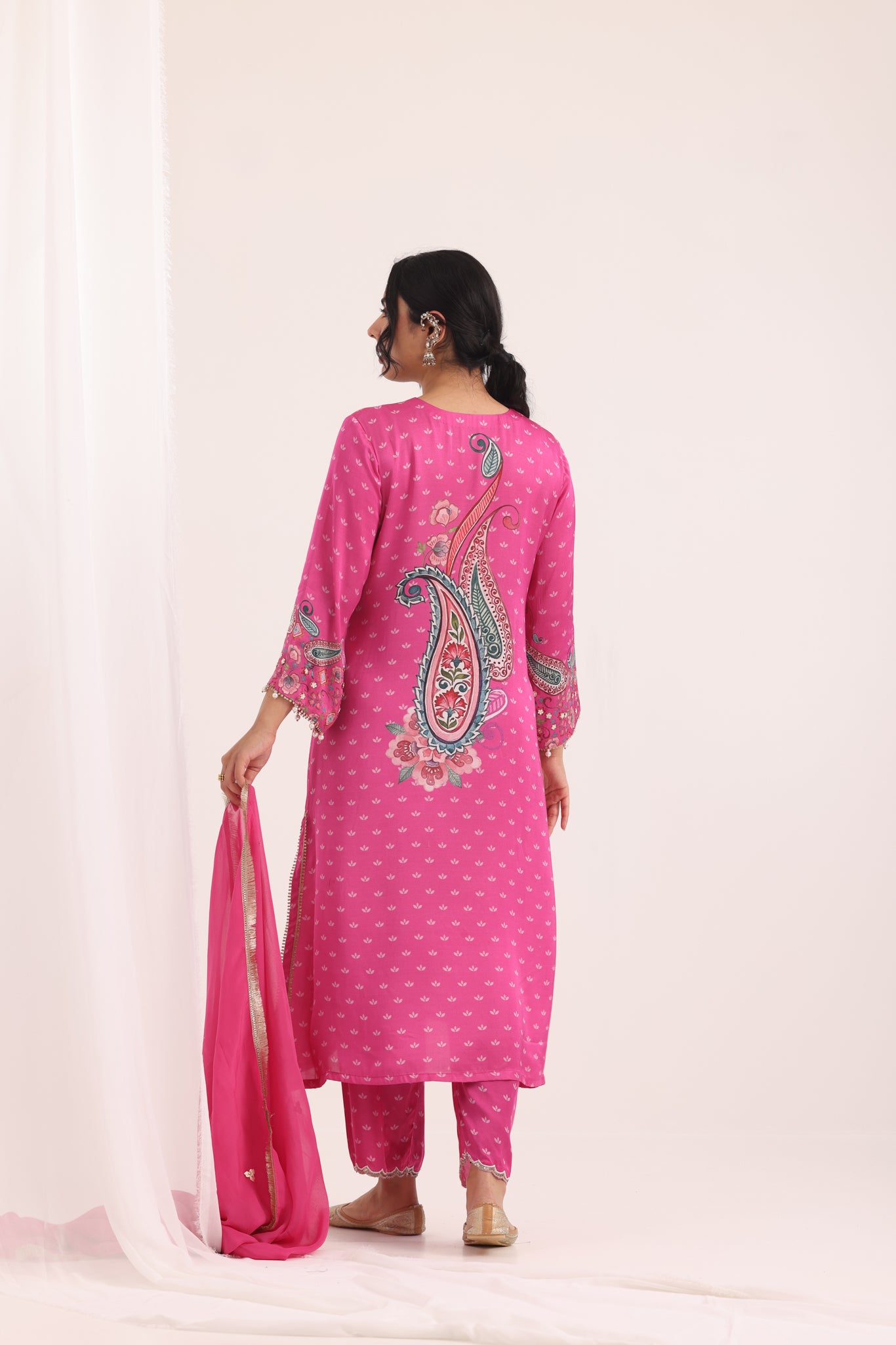 Keri placement Kurta set
