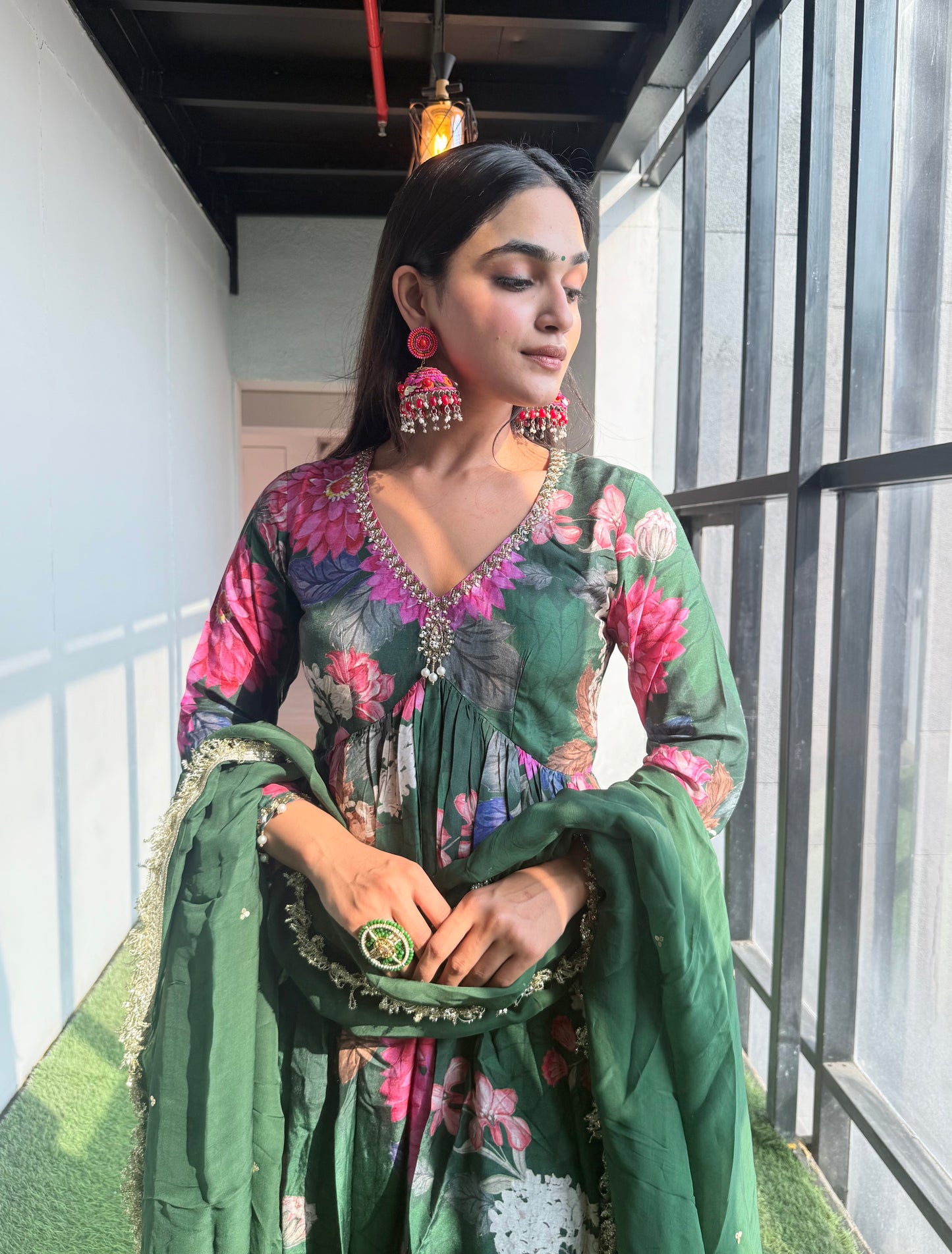 Saanjh: Green Floral Digtal Printed Embroidred Kurta Set of 3