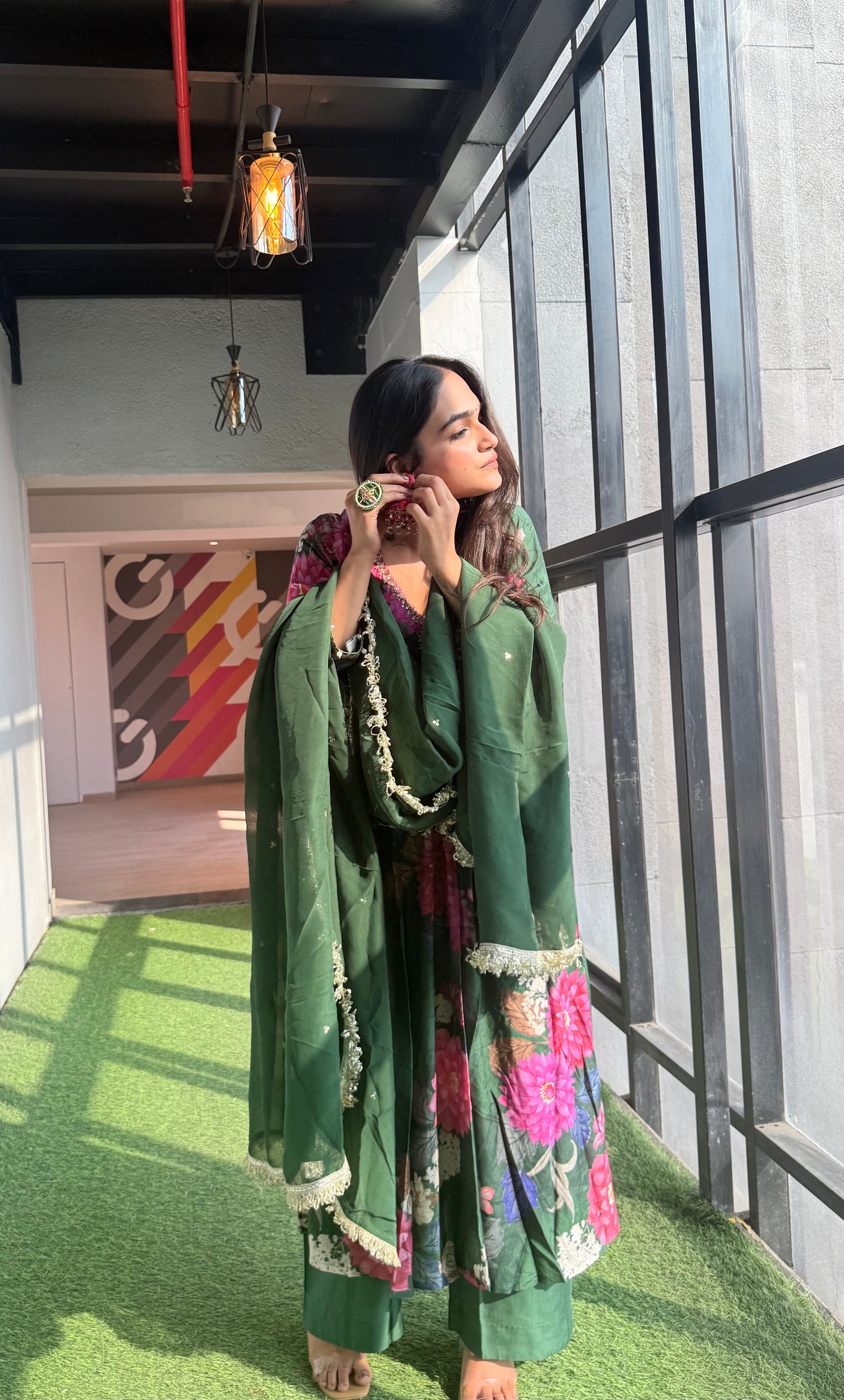 Saanjh: Green Floral Digtal Printed Embroidred Kurta Set of 3