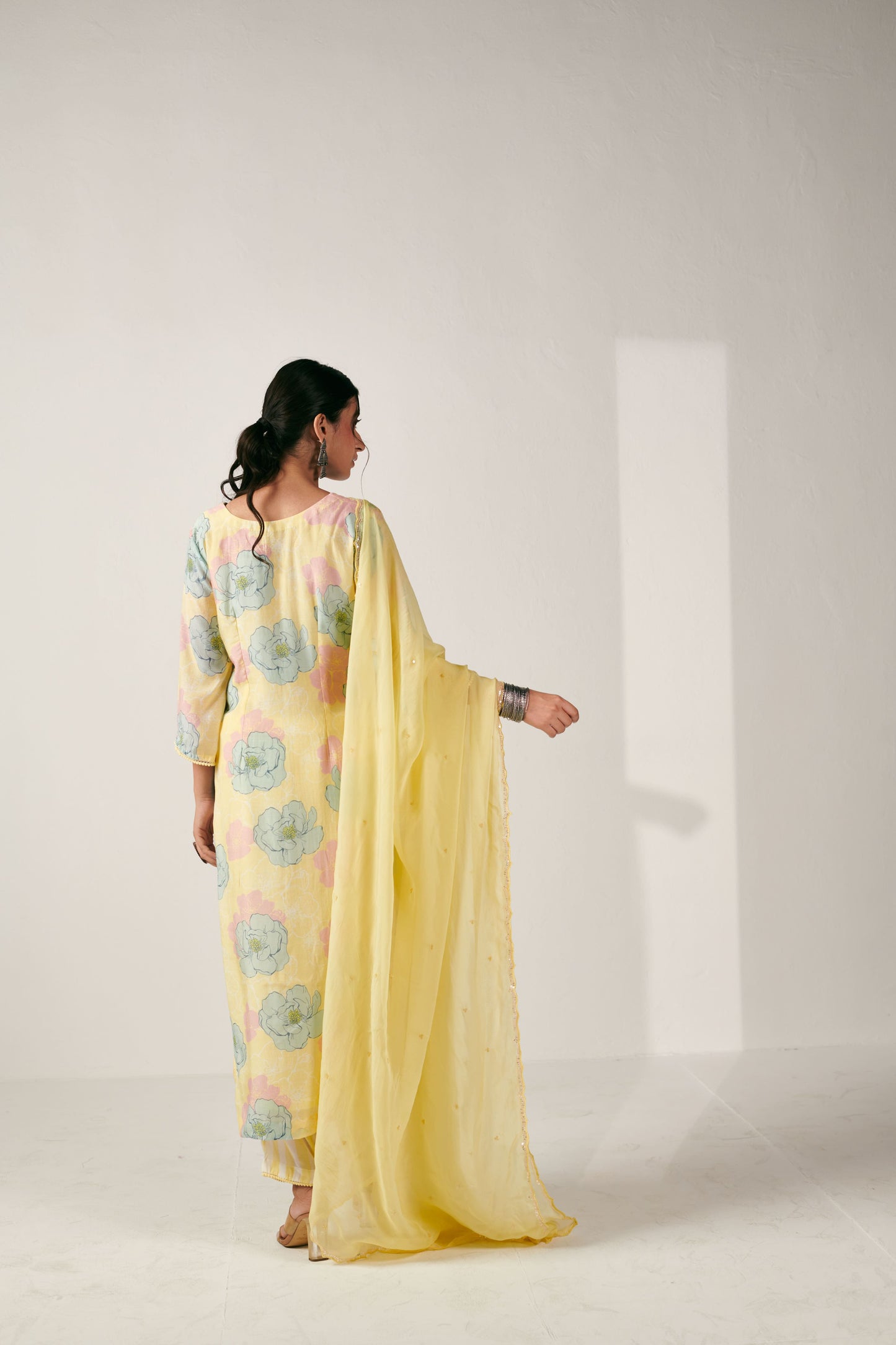 Bagicha Floral Kurta Set