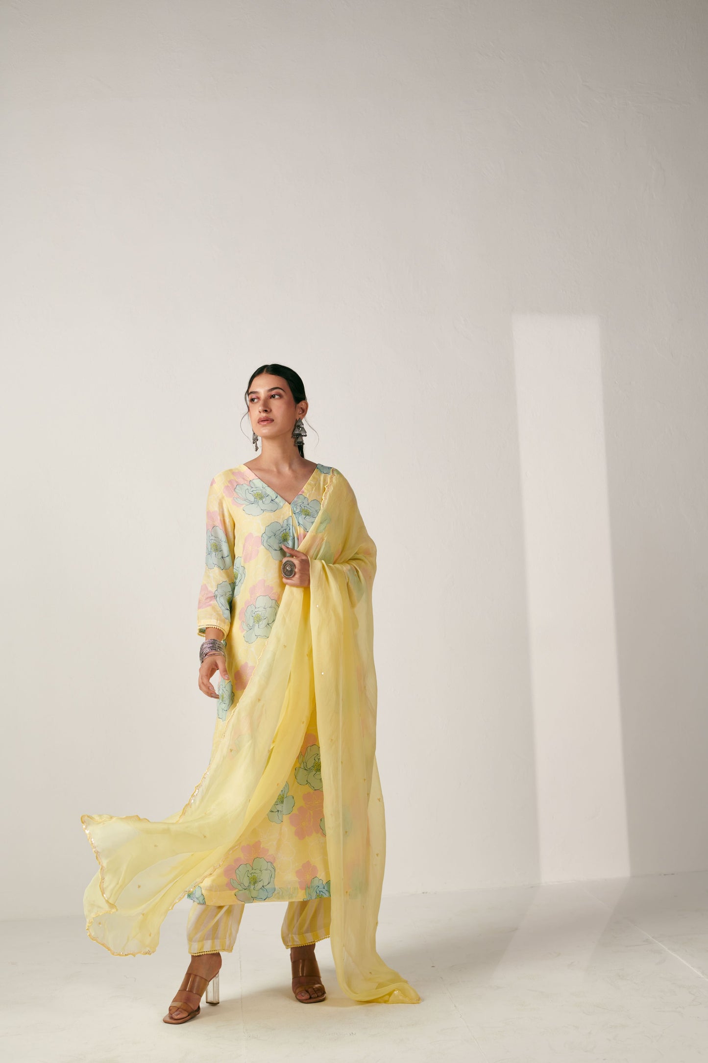 Bagicha Floral Kurta Set