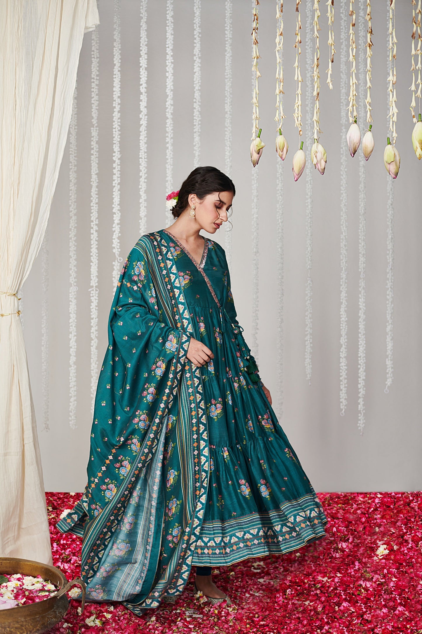 Bagicha Angrakha Anarkali