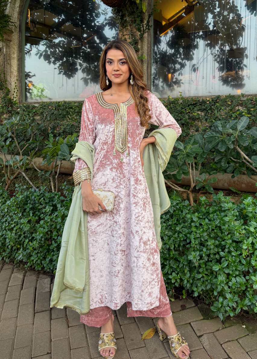 Nakqsh Crushed Velvet Kurta Set
