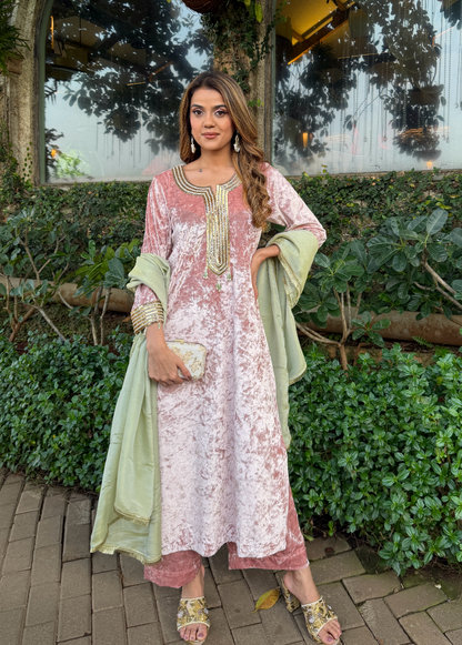 Nakqsh Crushed Velvet Kurta Set