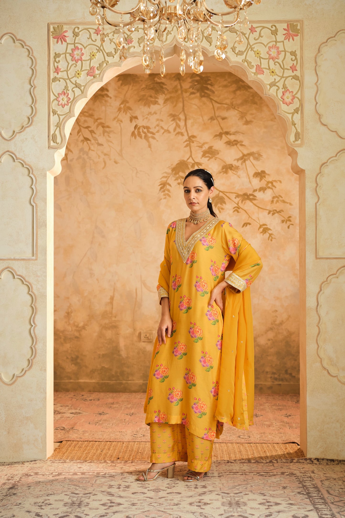 Raag floral buta kurta set